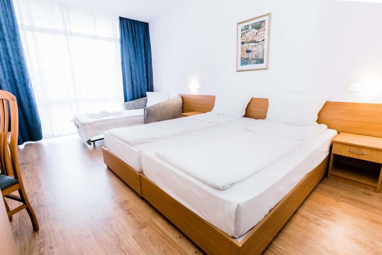 Hotel Opal Slantchev Briag Extérieur photo